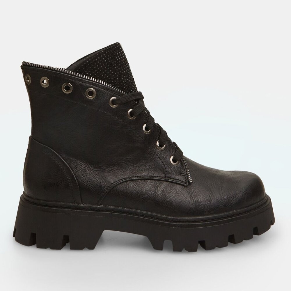 ITALIAN GENUINE LEATHER -- Bata BRAND - WOMEN'S BOOTS WITH ZIP AND RHINESTONEs